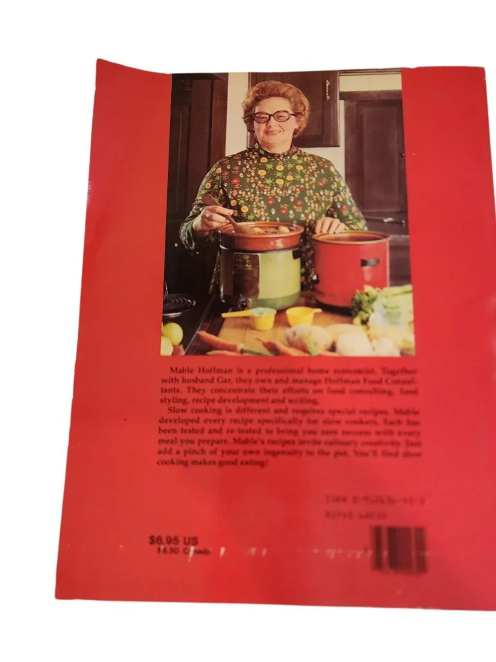 Vintage Edition of the Crockery Cookery Cookbook by Mable Hoffman 1972